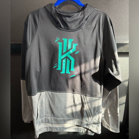 Nike Men’s Kyrie Hooded Sweatshirt - Picture 1 of 4